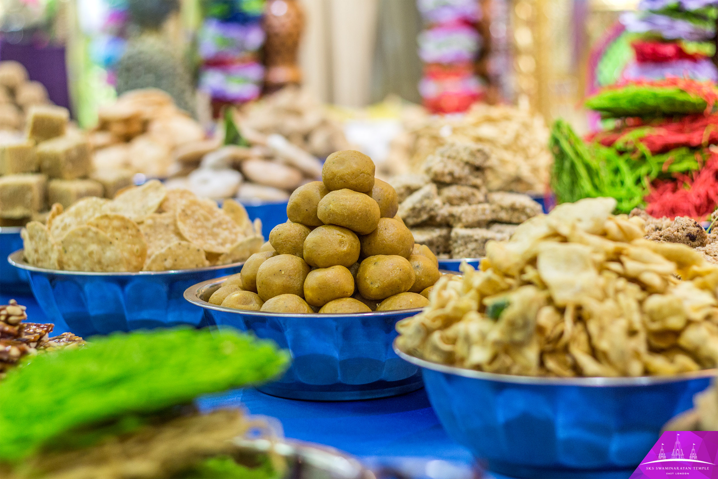 ©1987-2017 SKS Swaminarayan Temple East London